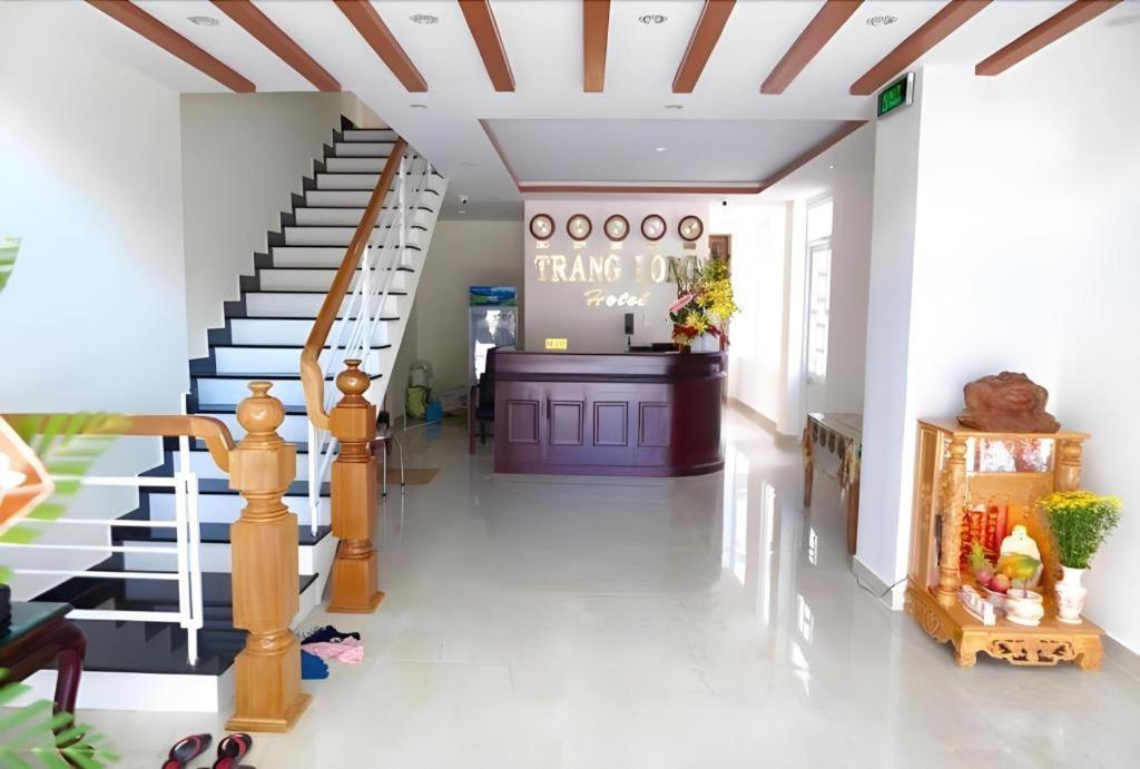 Hotel Oyo 587 Trang Long Nha Trang Exterior foto