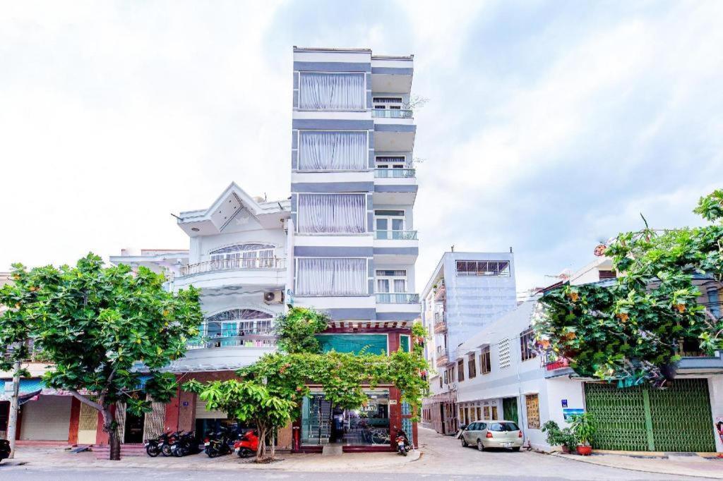 Hotel Oyo 587 Trang Long Nha Trang Exterior foto