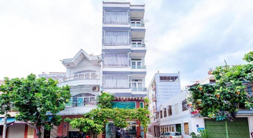 Hotel Oyo 587 Trang Long Nha Trang Exterior foto
